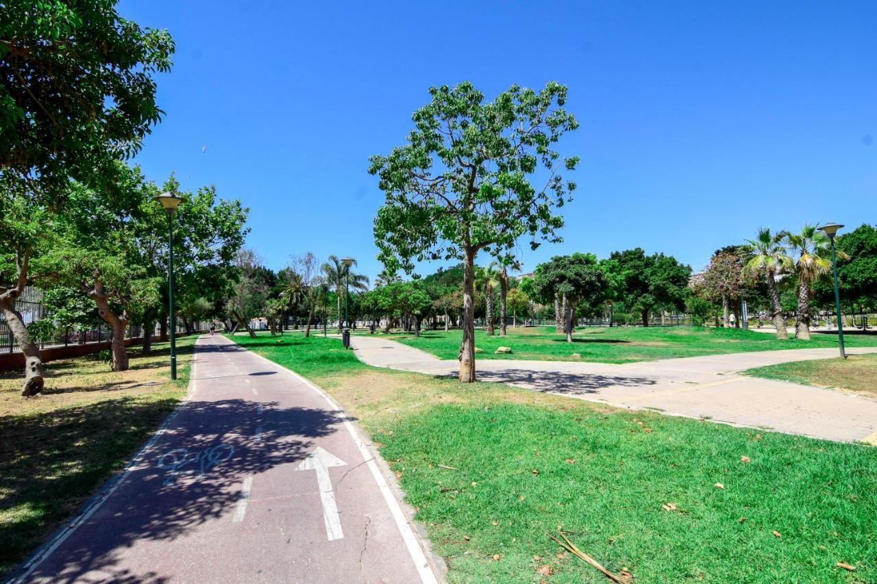 Letmalaga Huelin Beach Екстериор снимка